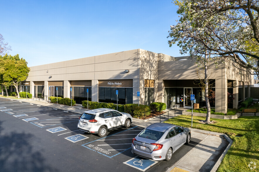 32980 Alvarado Niles Rd, Union City, CA for lease - Building Photo - Image 2 of 8