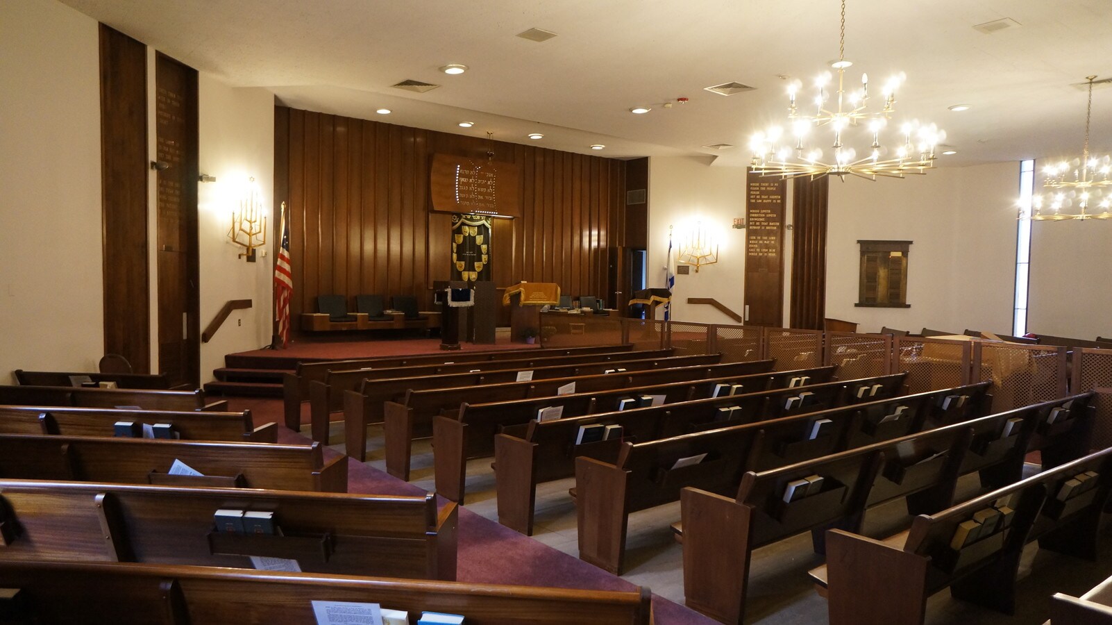 120 Rochambeau Ave, Providence, RI 02906