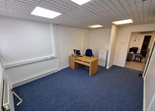 320 Laird St, Birkenhead for lease Interior Photo- Image 2 of 2