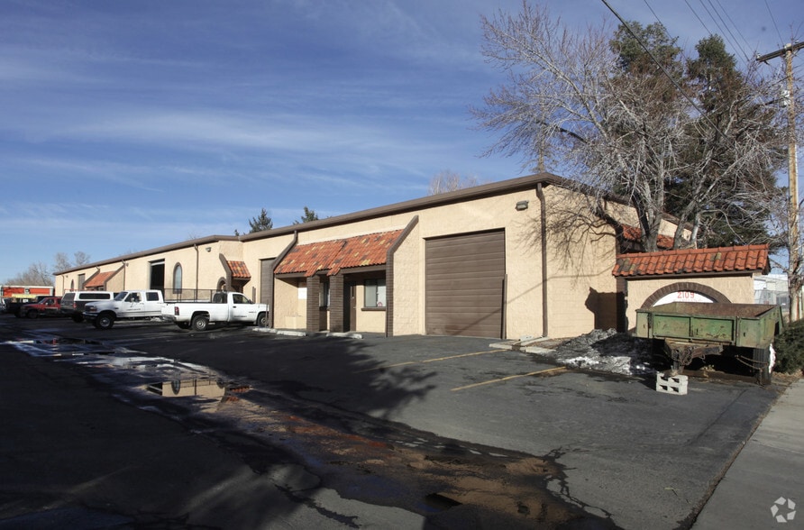 2109 W Chenango Ave, Littleton, CO for lease - Building Photo - Image 2 of 4