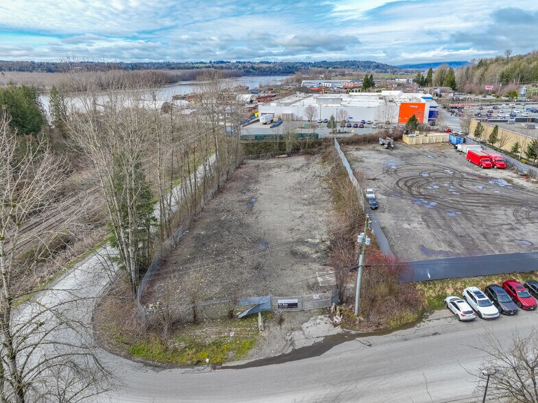 7083 Wren St, Mission, BC for sale - Building Photo - Image 3 of 3