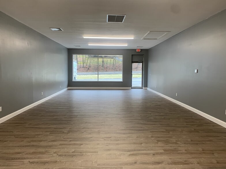 2197 Route 55, Lagrangeville, NY for lease - Building Photo - Image 1 of 9