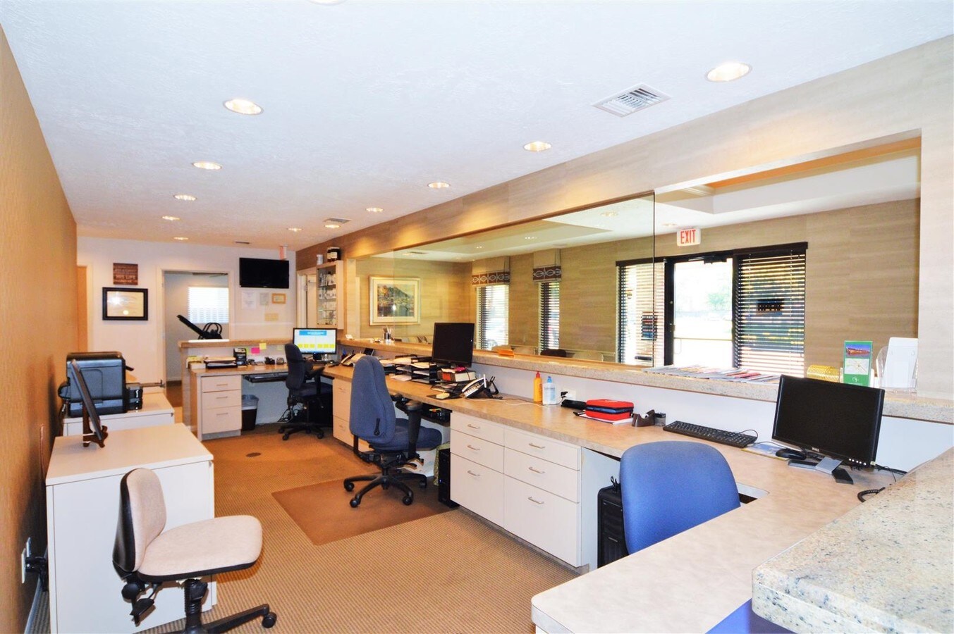 12325 Scarsdale Blvd, Houston, TX 77089