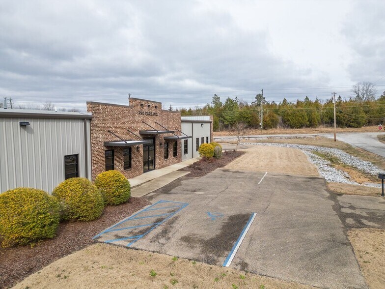 654 Old Mayhew Rd, Starkville, MS 39759 Office for Sale