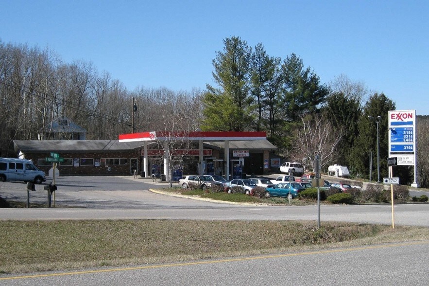848 Midland Rd, Lexington, VA for sale - Primary Photo - Image 1 of 1