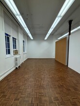 124 W 30th St, New York, NY for lease Interior Photo- Image 1 of 3