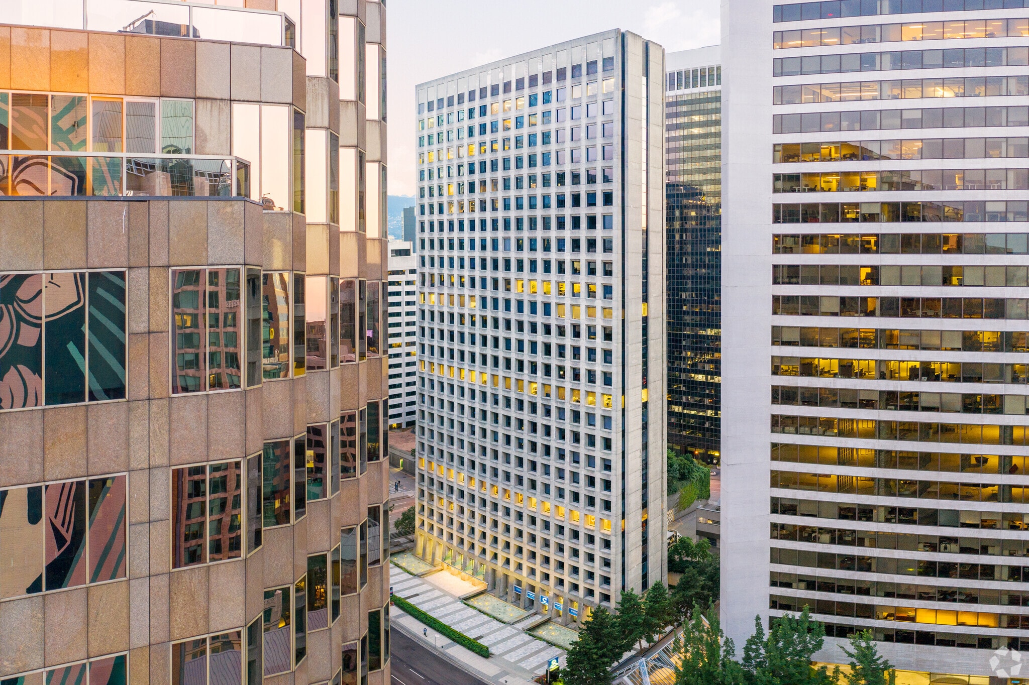 1075 W Georgia St, Vancouver, BC for sale Primary Photo- Image 1 of 1