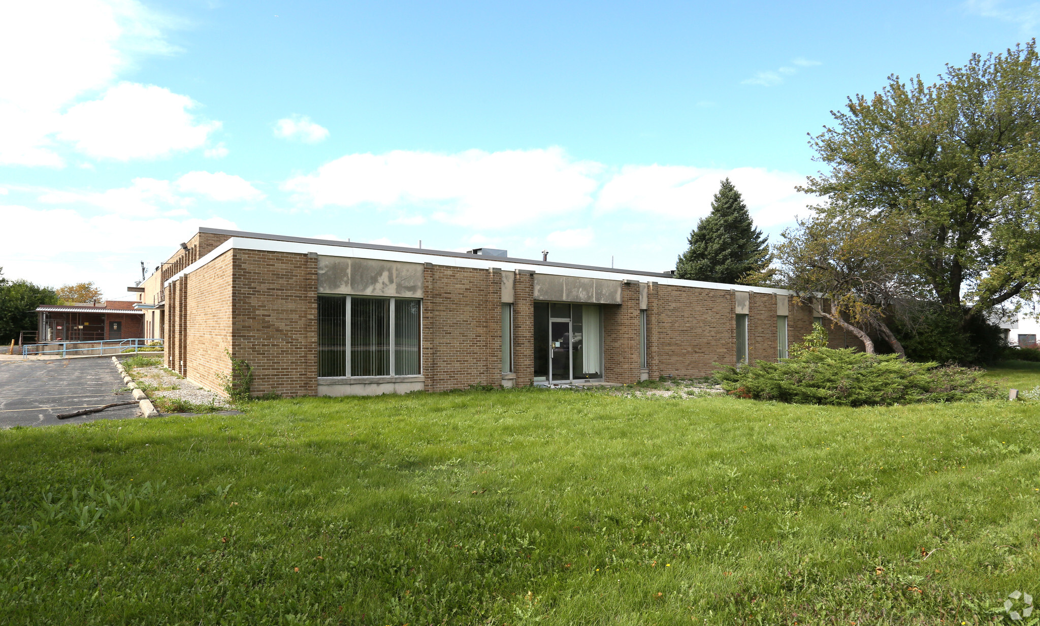 5230 East Ave, Countryside, IL for sale Primary Photo- Image 1 of 1