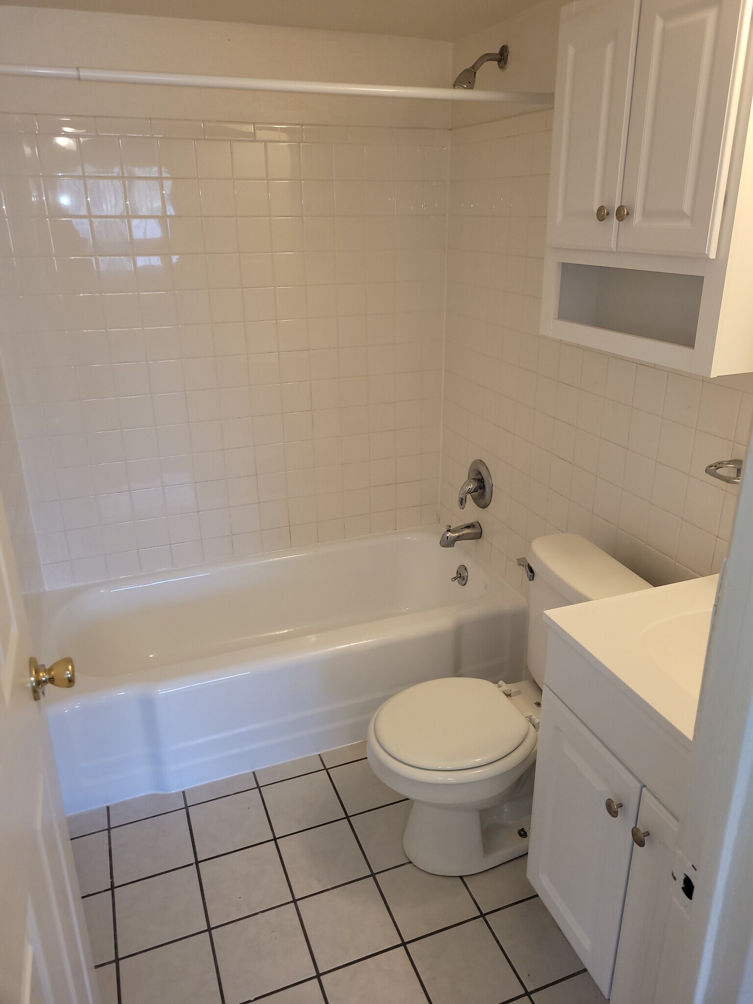 2758 Walton Rd, Saint Louis, MO 63114 Walton Garden Apartments