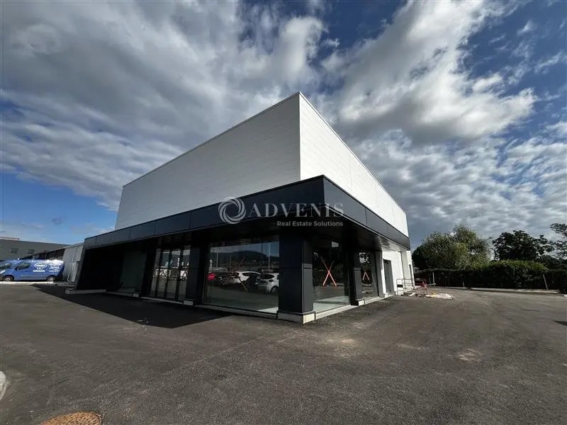 Flex in Obernai for lease Building Photo- Image 1 of 6