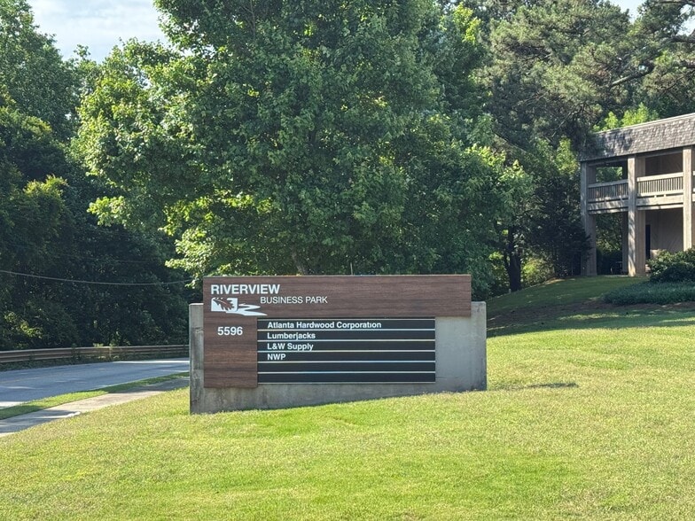 5596 River View Rd SE, Mableton, GA for lease - Building Photo - Image 2 of 5