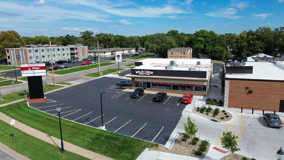 1634 SW Washburn Ave, Topeka, KS for sale - Building Photo - Image 3 of 6