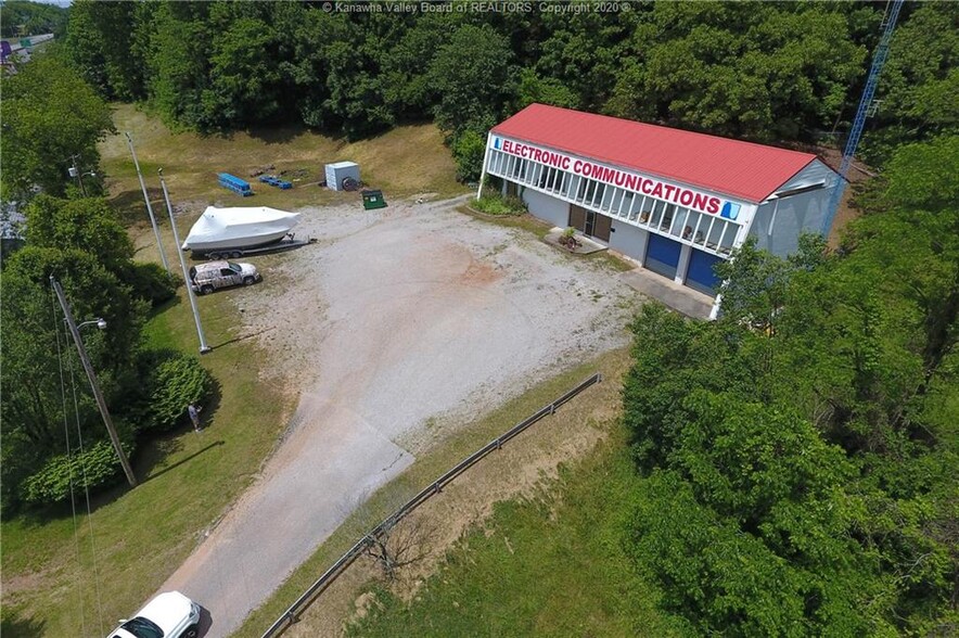 408 Old Goff Mountain Rd, Cross Lanes, WV for sale - Building Photo - Image 2 of 25