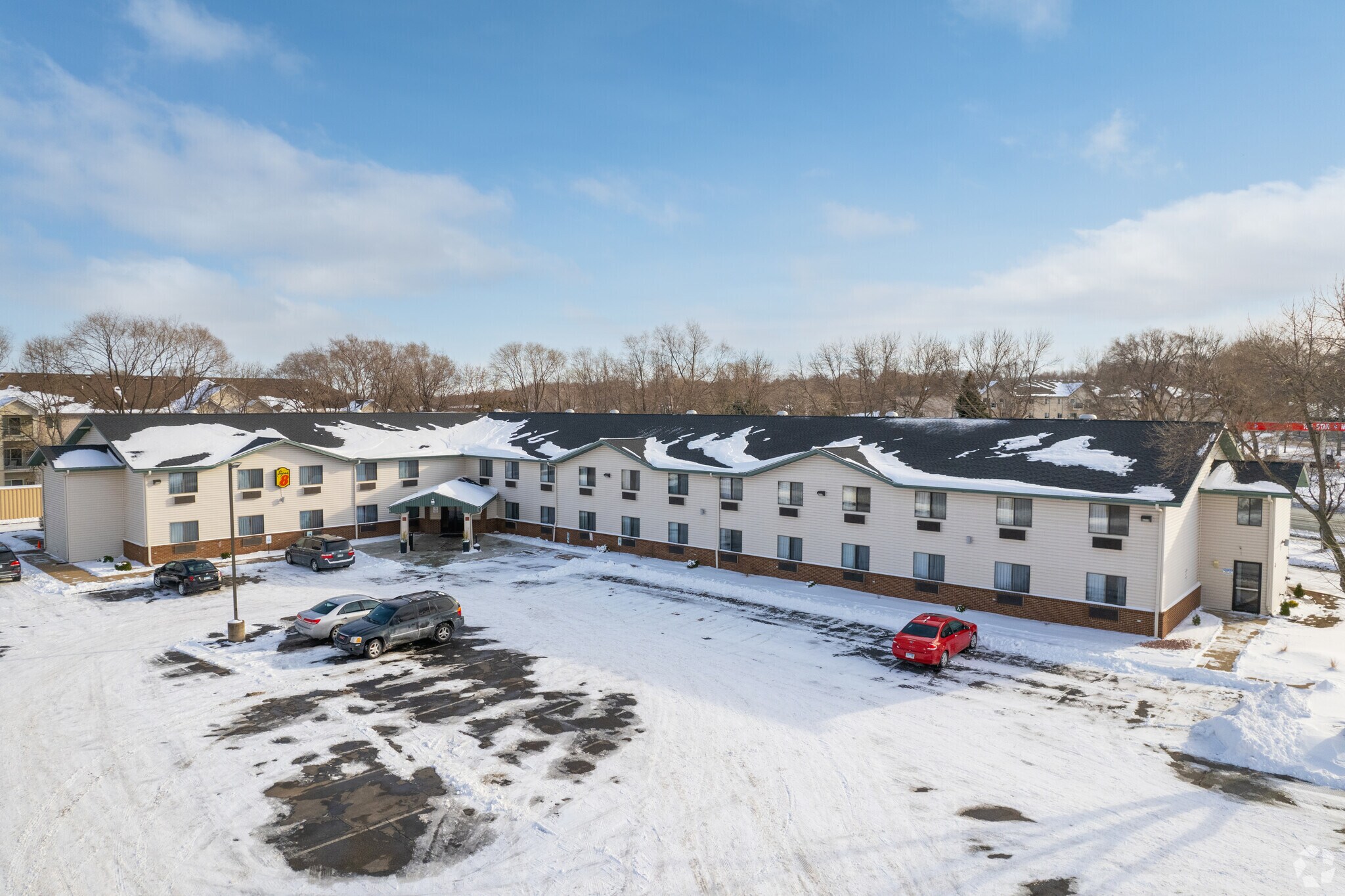 581 Marschall Rd S, Shakopee, MN for sale Primary Photo- Image 1 of 1