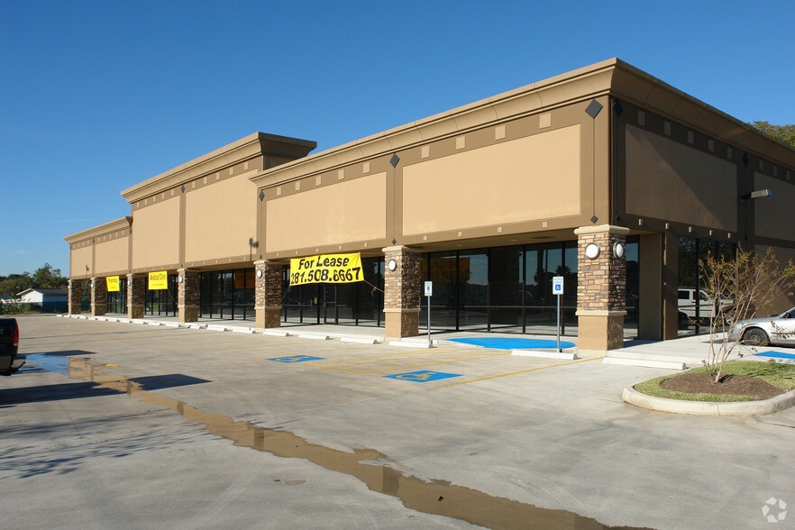 8221 Gulf Fwy, Houston, TX for lease - Building Photo - Image 3 of 10