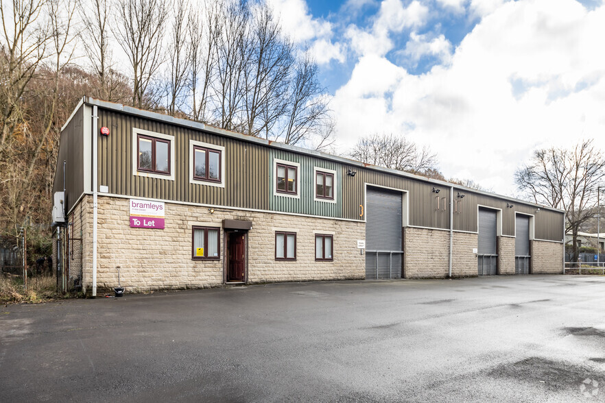 Burrwood Way, Holywell Green for lease - Building Photo - Image 1 of 9