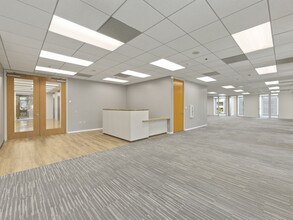 100 Spectrum Center Dr, Irvine, CA for lease Interior Photo- Image 2 of 10