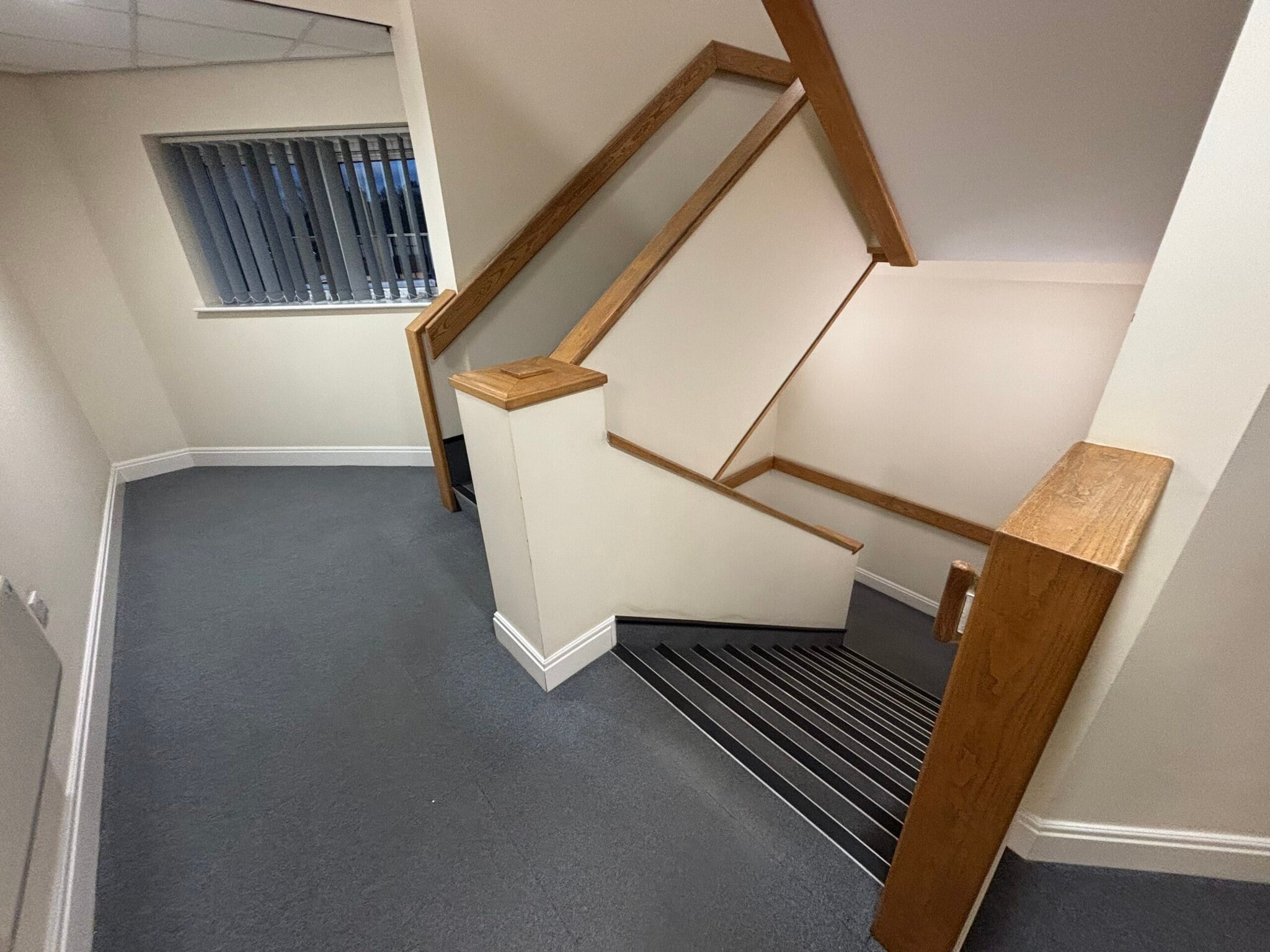 Green Fold Way, Leigh for lease Primary Photo- Image 1 of 5