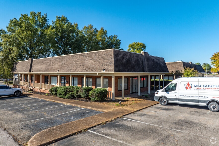 6255-6273 E Stage Plz, Bartlett, TN for lease - Building Photo - Image 3 of 11