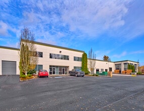 1307 W Valley Hwy N, Auburn, WA for lease Interior Photo- Image 1 of 4