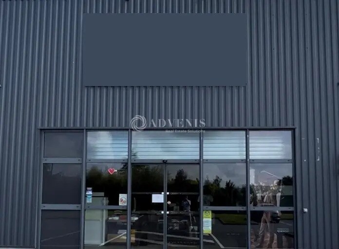 Retail in Seclin for lease - Building Photo - Image 2 of 2