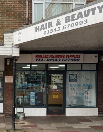 Freehold retail premises portfolio of 2 properties for sale on LoopNet.com - Primary Photo - Image 2 of 2