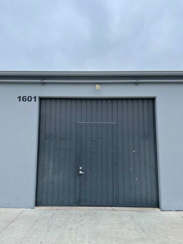 1601 E Warner Ave, Santa Ana, CA for lease Building Photo- Image 1 of 2