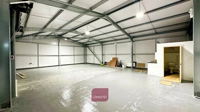 Intakes Ln, Turnditch for lease Interior Photo- Image 2 of 3