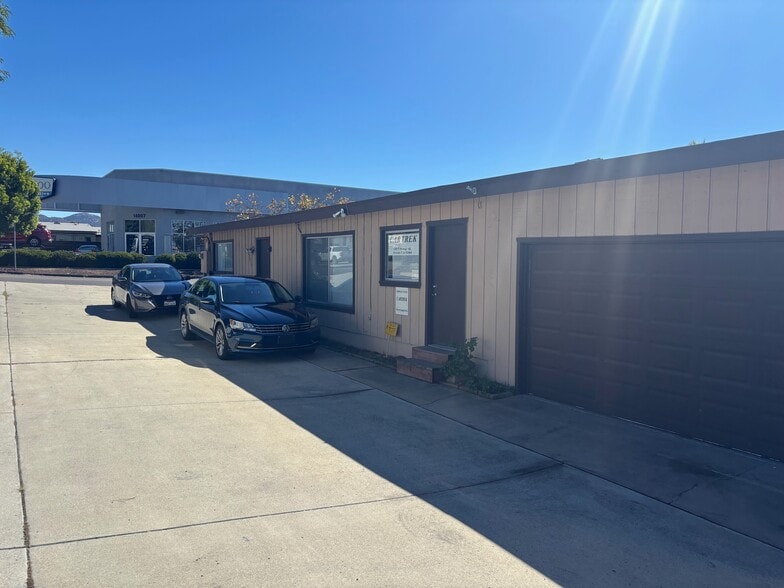 13977 Poway Rd, Poway, CA for lease - Building Photo - Image 2 of 4