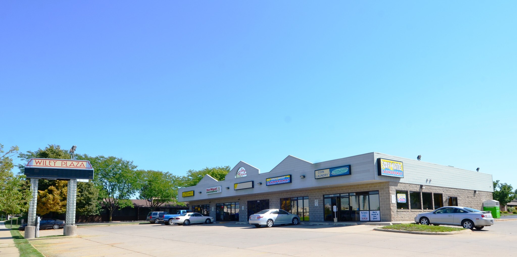 2125-2133 Wiley Blvd SW, Cedar Rapids, IA for sale Primary Photo- Image 1 of 1