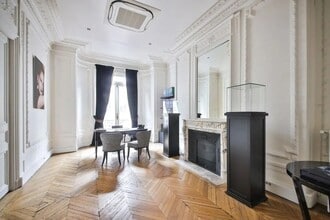 30 Rue La Boétie, Paris for lease Interior Photo- Image 2 of 7