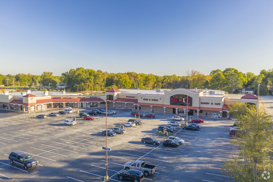 351-371 S Main St, Woodruff, SC for sale - Primary Photo - Image 1 of 1