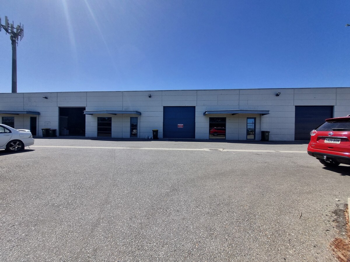 56 Gates Rd, HACKHAM for lease Primary Photo- Image 1 of 4