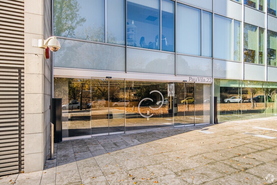 Office in Sant Cugat del Vallès, Barcelona for lease - Building Photo - Image 2 of 5