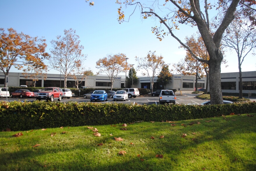 1821-1827 Marina Blvd, San Leandro, CA for lease - Building Photo - Image 2 of 7