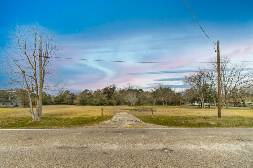 1921 Cedar Bayou Rd, Baytown, TX 77520 Land for Sale