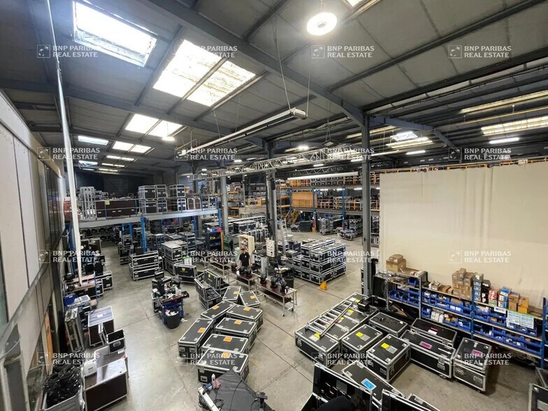 Flex in Saint-Jeannet for lease - Building Photo - Image 3 of 9