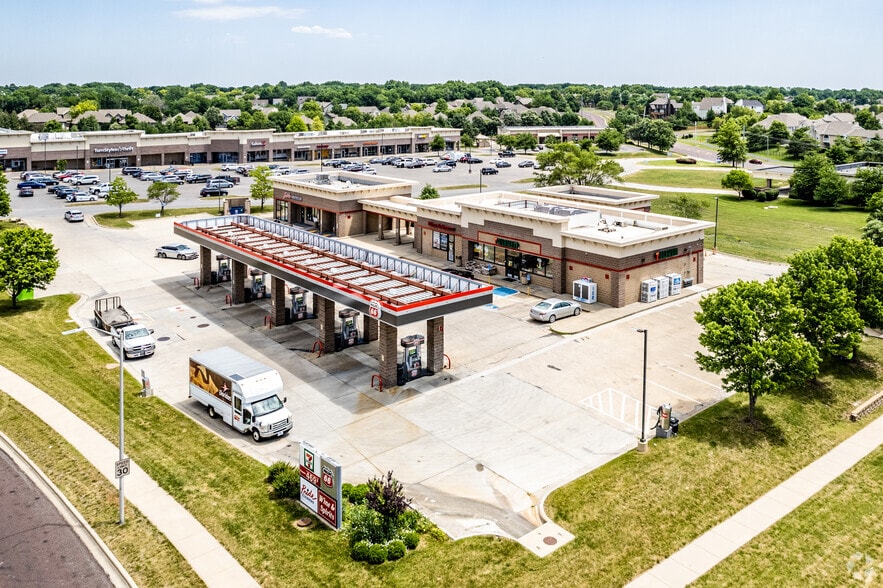 11340 W 135th St, Overland Park, KS for lease - Building Photo - Image 3 of 4