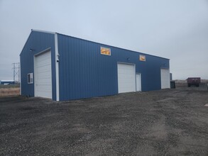 1405 W Half Moon Rd, Colbert, WA for lease Building Photo- Image 2 of 5