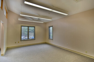 1000 Main St, Acton, MA for lease Interior Photo- Image 2 of 4