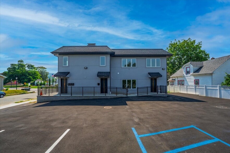 1108 McBride Ave, Woodland Park, NJ for sale - Building Photo - Image 3 of 5