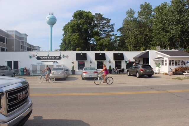 40 E 6th St, Pentwater, MI for sale - Building Photo - Image 1 of 1