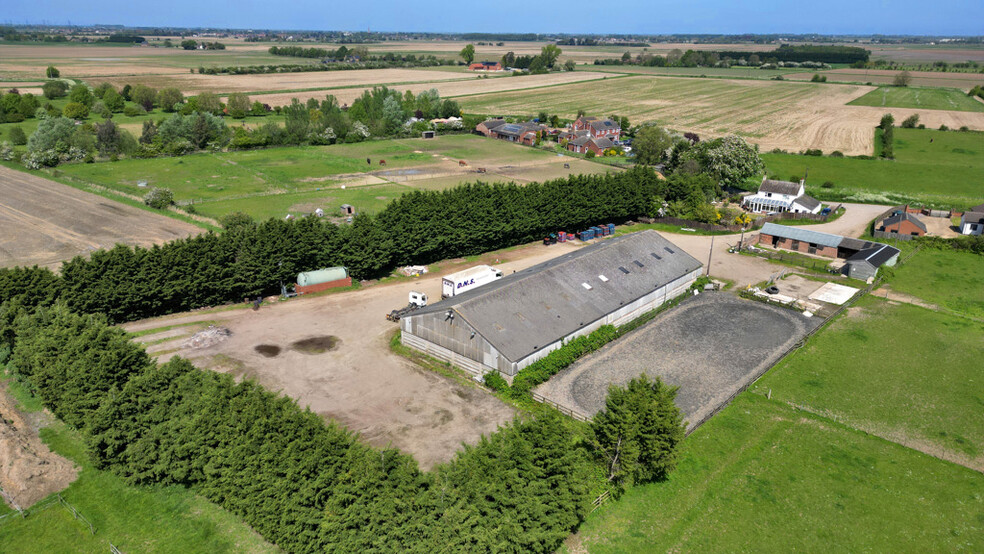 Weydyke Bank, Spalding for sale - Aerial - Image 2 of 8