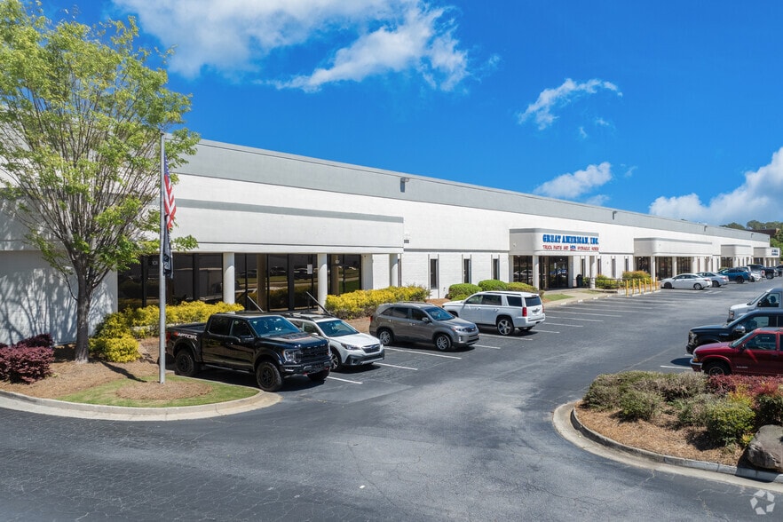 1781 Westfork Dr, Lithia Springs, GA for lease - Primary Photo - Image 1 of 4