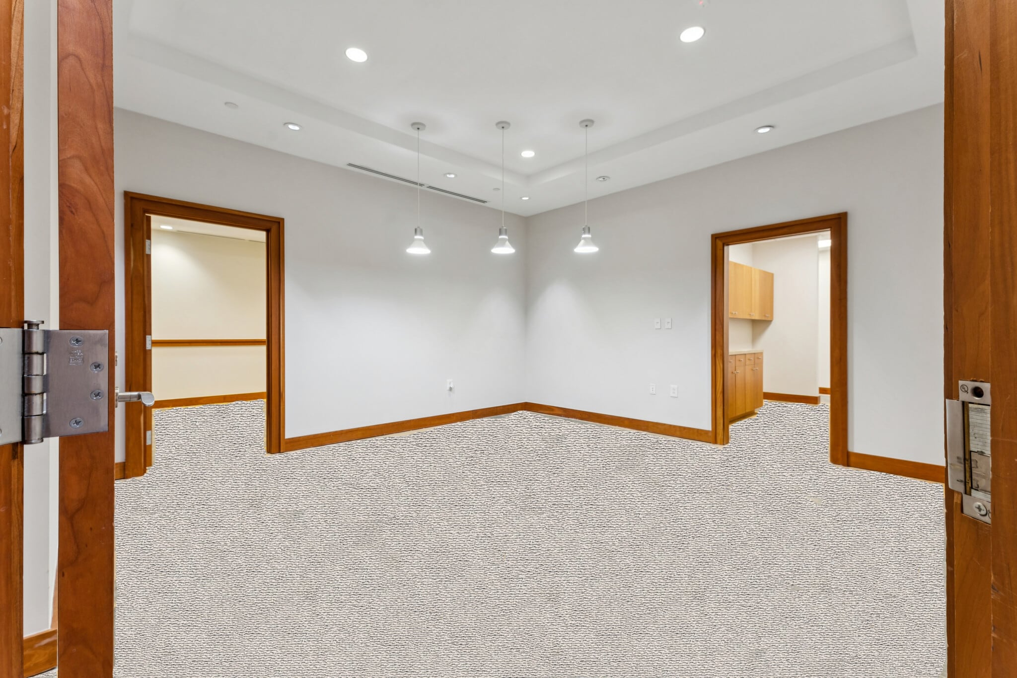 525 E Bay St, Charleston, SC for lease Interior Photo- Image 1 of 7