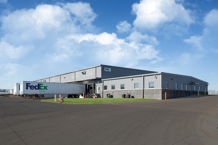 985 Capital Drive SE, Cedar Rapids, IA for sale - Building Photo - Image 1 of 1