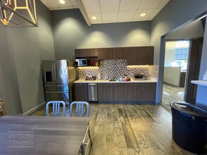 131 Falls St, Greenville, SC for lease Interior Photo- Image 1 of 11