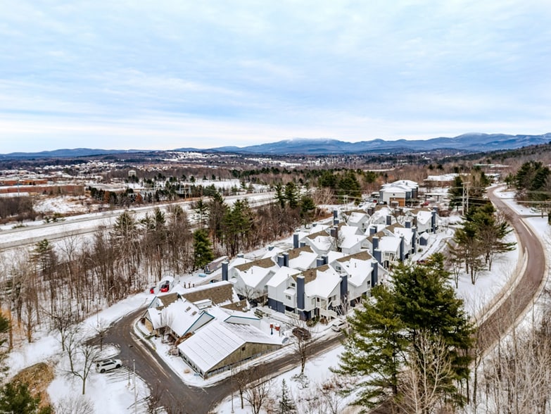 35 Hurricane Ln, Williston, VT for sale - Building Photo - Image 3 of 21