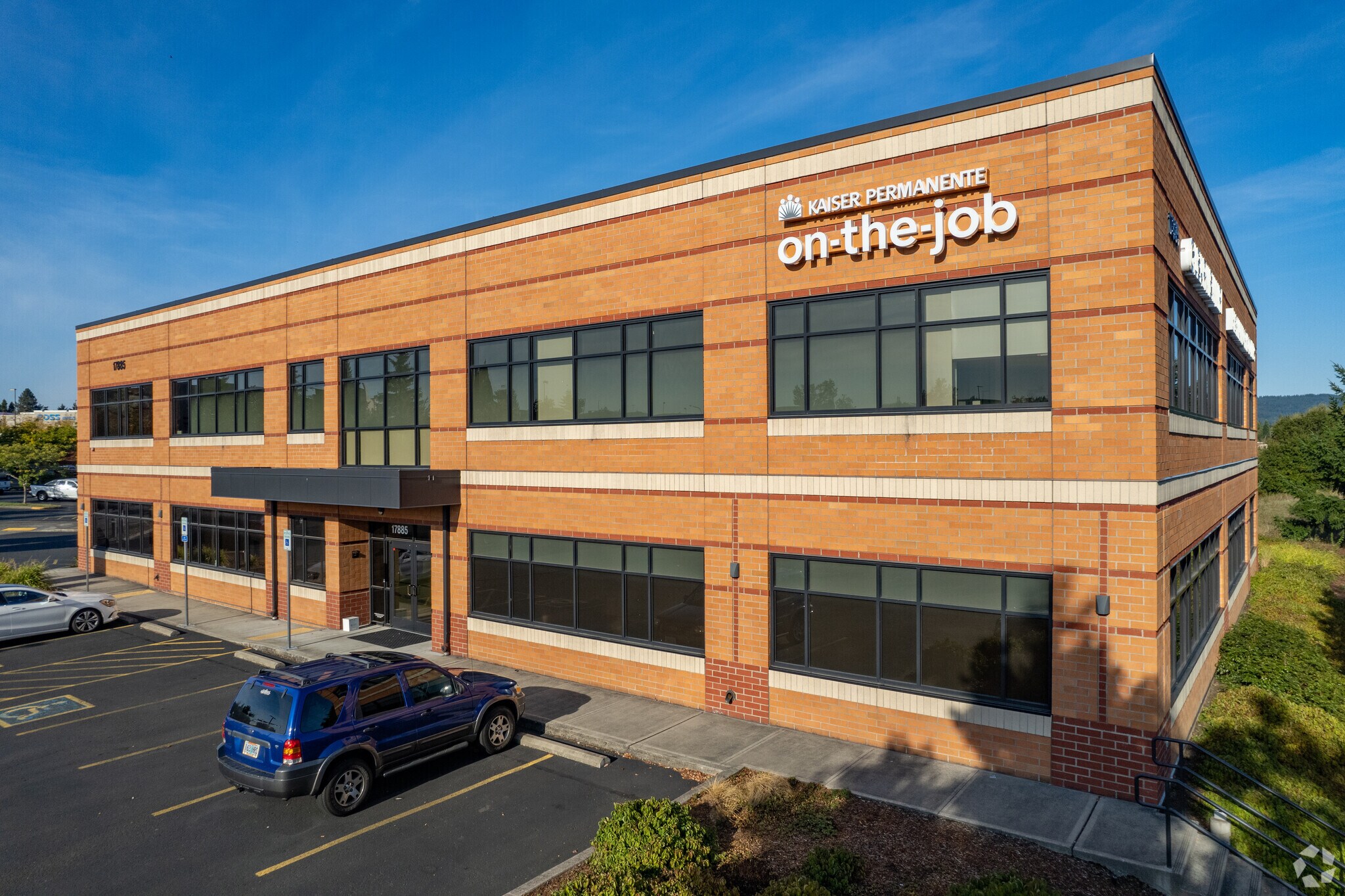 17885 NW Evergreen Pky, Beaverton, OR for lease Primary Photo- Image 1 of 5