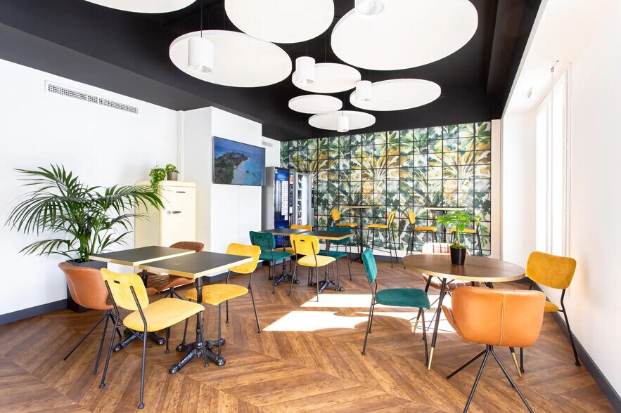 37 Avenue Maréchal Foch, Nice for lease - Interior Photo - Image 3 of 14